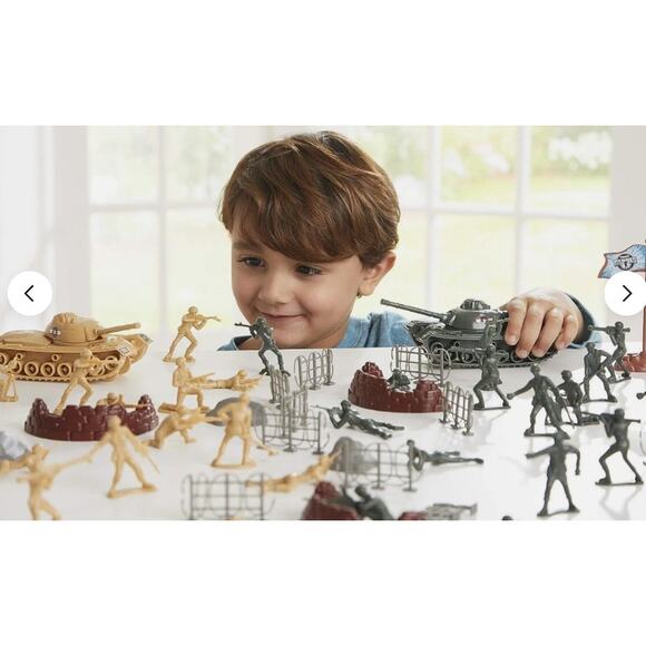 True Heroes Sentinel1  Military Forces Bucket 65 Pieces NWT - Picture 3 of 5